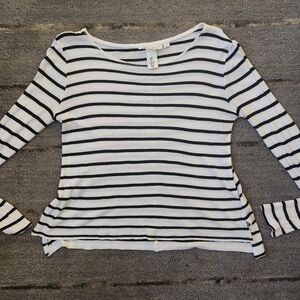 🔥Black & white striped top